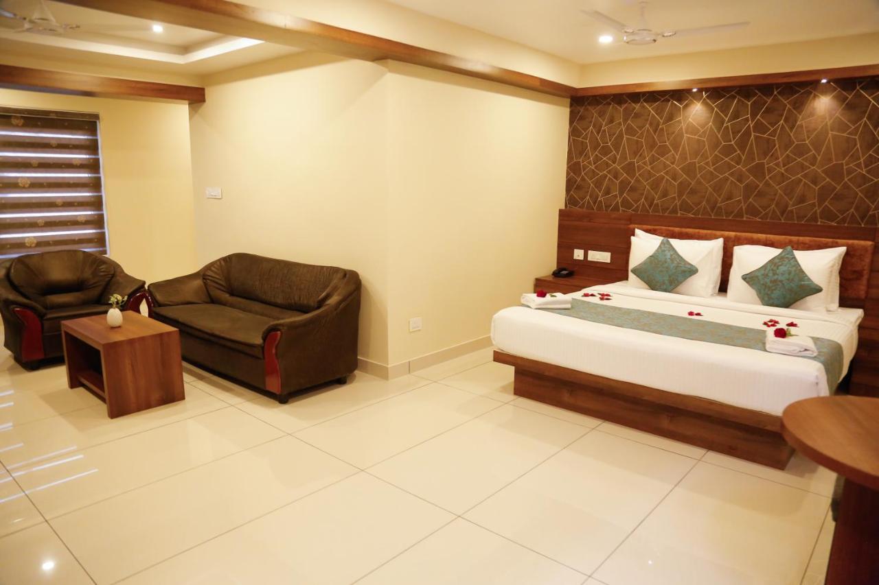 Hotel Crystals Cove Теккади Экстерьер фото